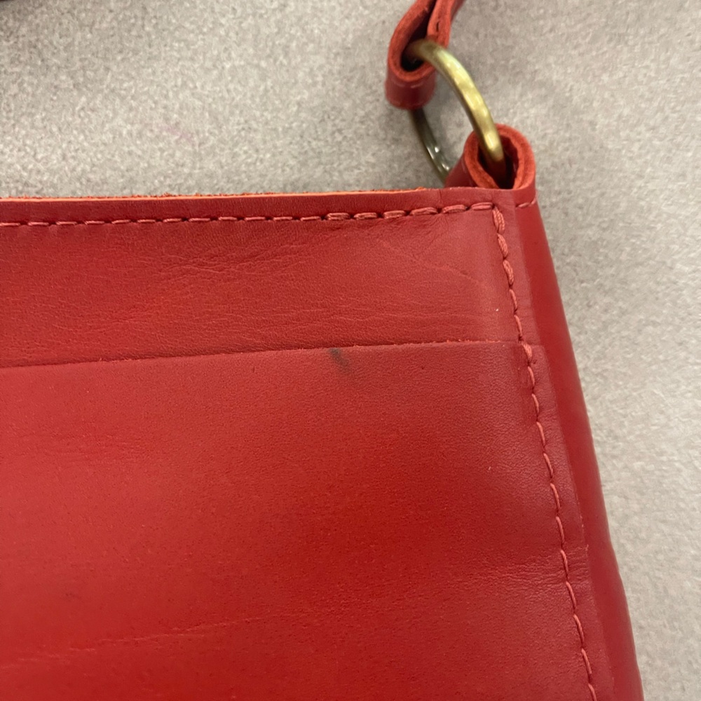 New  Portland Leather Goods Ruby Leather Triangle Shoulder Bag - Picture 5 of 9